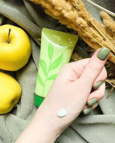 ضدآفتاب چای سبز فارم استی